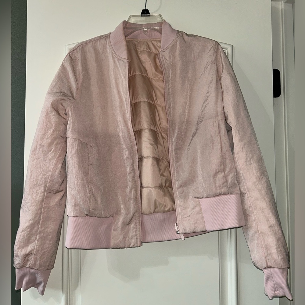 LULULEMON REVERSIBLE PINK PUFFER